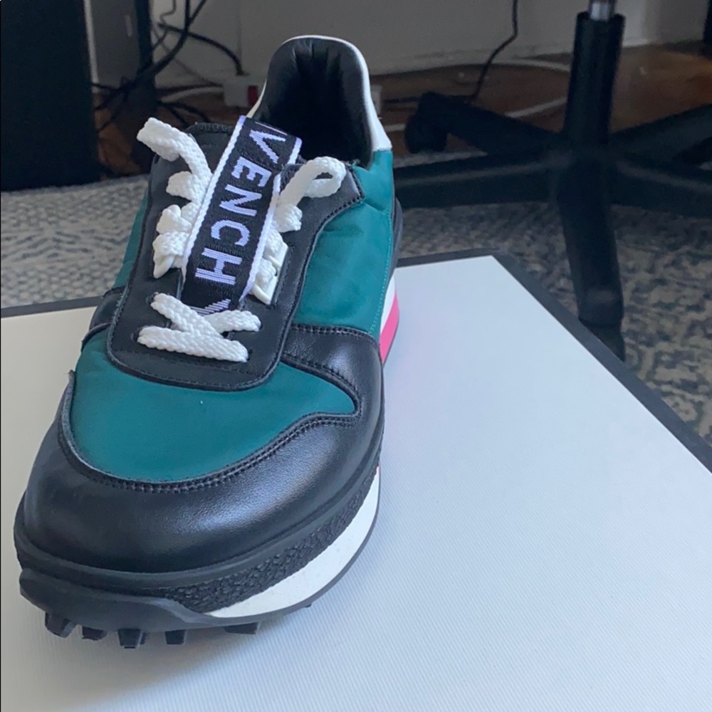 Givenchy Sneakers